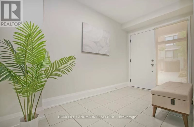 30 Kenneth Wood Crescent, Toronto (Newtonbrook East), Ontario, M2N0K3, Toronto (Newtonbrook East), Ontario — photo 1 of 5
