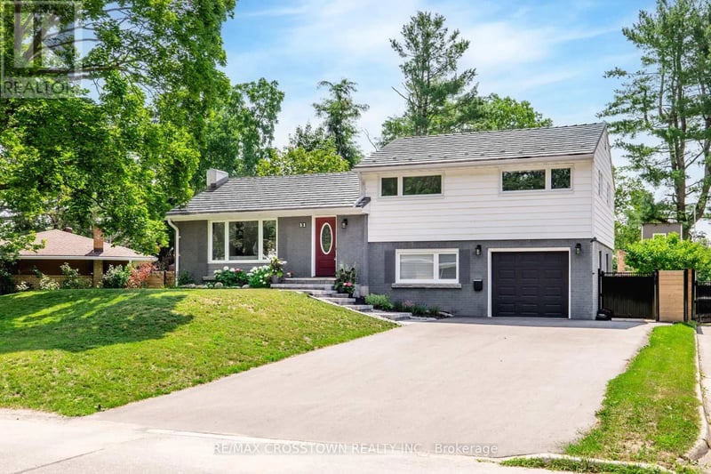 11 Castle Drive, Barrie (Sunnidale), Ontario, L4N1P7, Barrie (Sunnidale), Ontario — photo 1 of 5