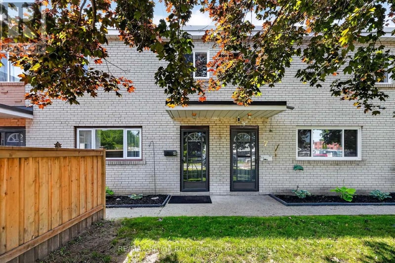 #8 137 Furnace Street, Cobourg, Ontario, K9A2E5, Cobourg, Ontario — photo 1 of 5