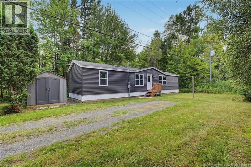 1 Daley Street, Lincoln, New Brunswick, E3B6Z5, Lincoln, New Brunswick — photo 1 of 5