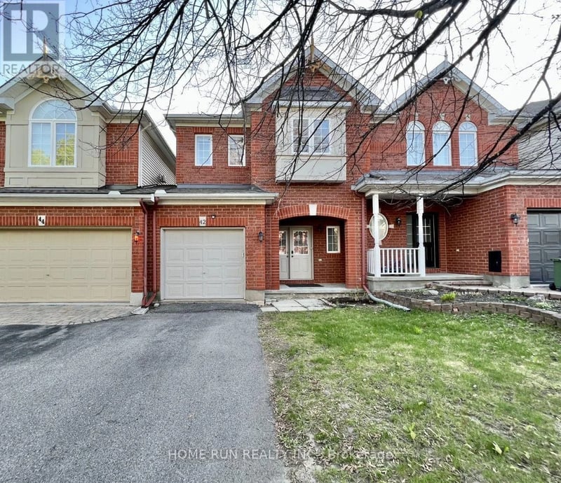 42 Hemlo Crescent, Ottawa, Ontario, K2T1C9, Ottawa, Ontario — photo 1 of 5