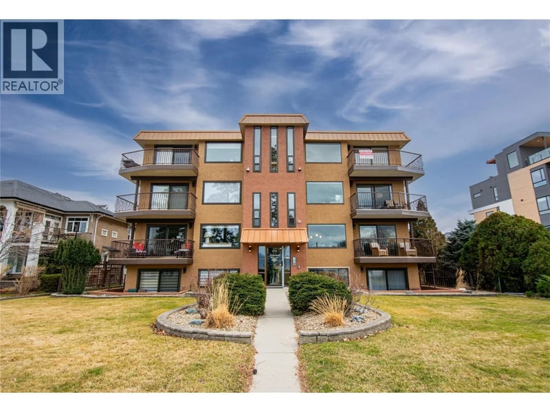 #203 578 Lakeshore Drive, Penticton, British Columbia, V2A1B9, Penticton, British Columbia — photo 1 of 5