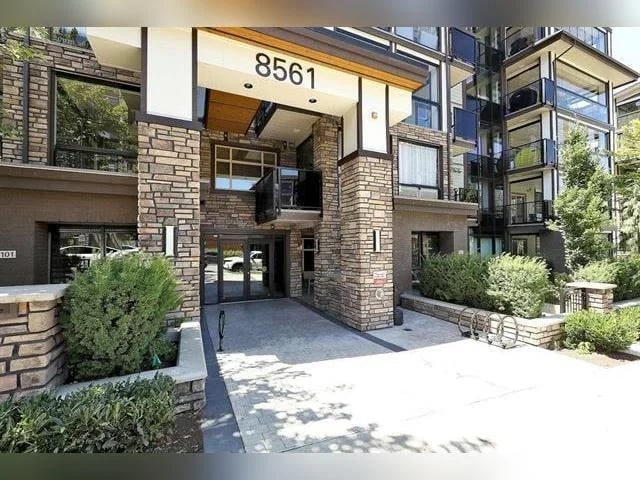 #405 8561 203A Street, Langley, British Columbia, V2Y3L7, Langley, British Columbia — photo 1 of 5