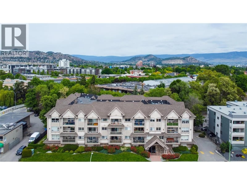 #105 1965 Pandosy Street, Kelowna, British Columbia, V1Y1R9, Kelowna, British Columbia — photo 1 of 5