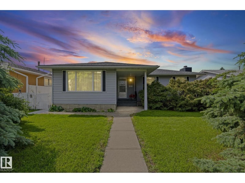 8323 142 AV NW, Edmonton, Alberta, T5E2G3, Edmonton, Alberta — photo 1 of 5