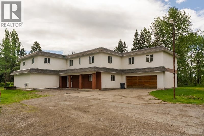 540 CUTBANK Road, Prince George, British Columbia, V2K5P4, Prince George, British Columbia — photo 1 of 5