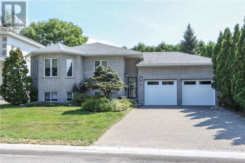 8 Ben Street, Lively, Ontario, P3Y1E4, Lively, Ontario — photo 1 of 5