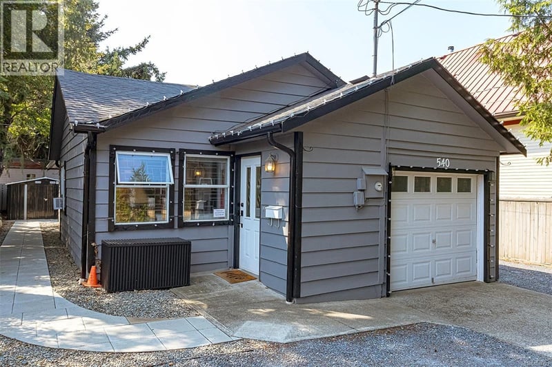 540 Langford Street, Victoria, British Columbia, V9A3C6, Victoria, British Columbia — photo 1 of 5