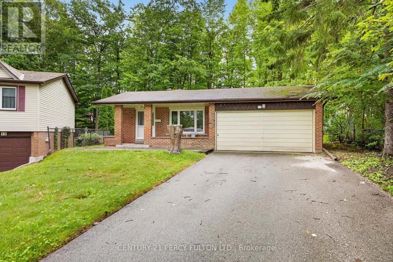 11 Aldergrove Circle, Barrie (Cundles East), Ontario, L4M4W6, Barrie (Cundles East), Ontario — photo 1 of 5