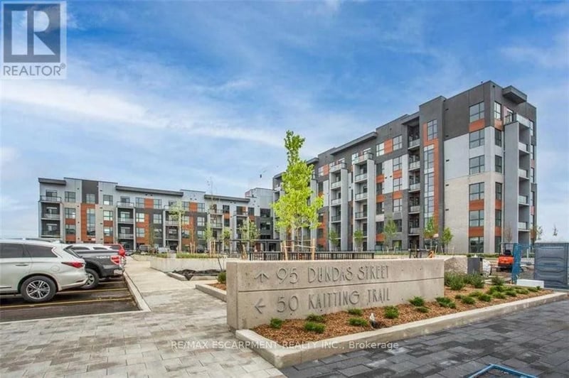 #507 95 Dundas Street West, Oakville (GO Glenorchy), Ontario, L6M5N4, Oakville (GO Glenorchy), Ontario — photo 1 of 5