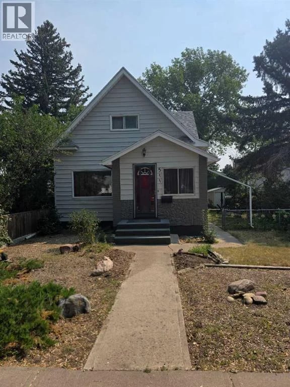 511 12C Street North, Lethbridge, Alberta, T1H2N4, Lethbridge, Alberta — photo 1 of 5