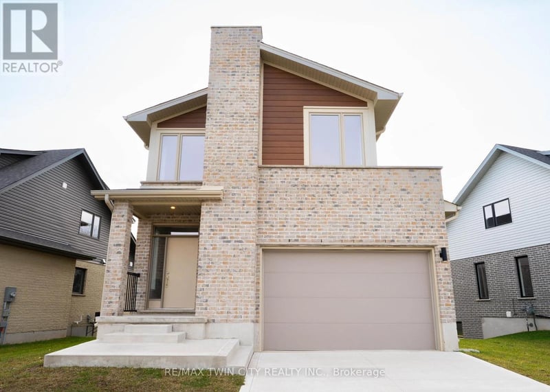 2092 Evans Crescent, London South (South U), Ontario, N6M0A1, London South (South U), Ontario — photo 1 of 5