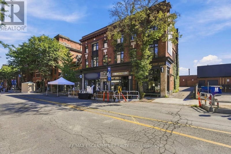 #4 172 1/2 James Street North, Hamilton (Corktown), Ontario, L8R2L1, Hamilton (Corktown), Ontario — photo 1 of 5