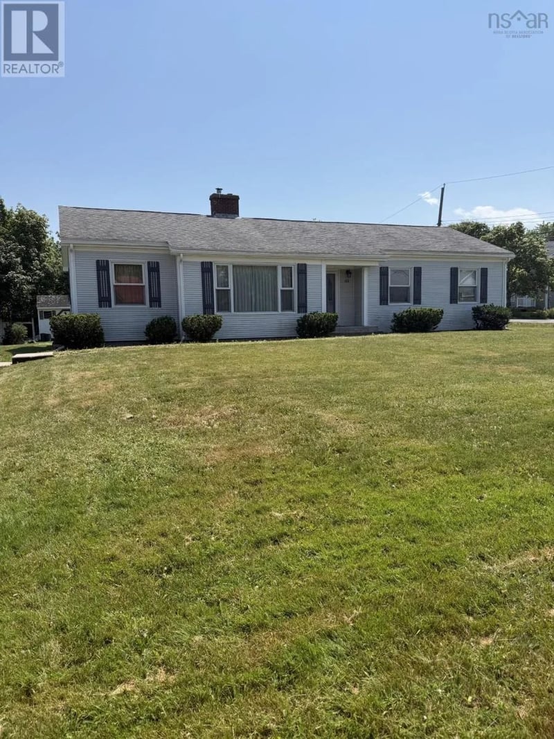 65 MACDONALD STREET, ANTIGONISH, N.S., Antigonish, Nova Scotia, B2G1M6, Antigonish, Nova Scotia — photo 1 of 5