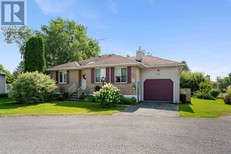 6287 Graham Court, South Glengarry, Ontario, K0C1E0, South Glengarry, Ontario — photo 1 of 5