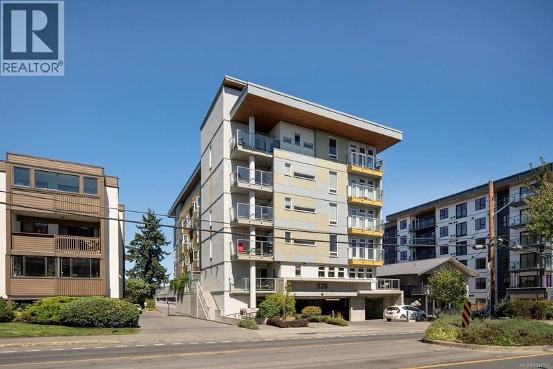 #503 826 Esquimalt Road, Esquimalt, British Columbia, V9A6W9, Esquimalt, British Columbia — photo 1 of 5