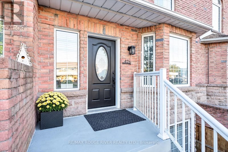 426 Brock Street North, Whitby (Downtown Whitby), Ontario, L1N4H9, Whitby (Downtown Whitby), Ontario — photo 1 of 5