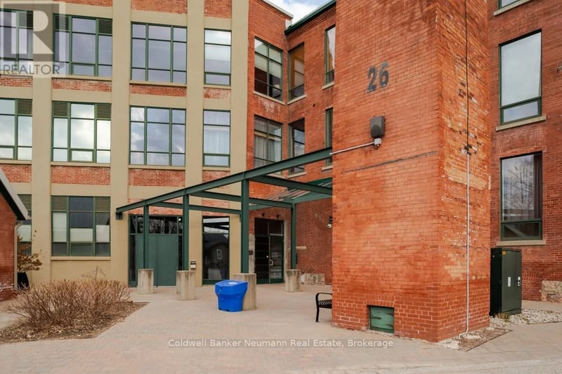 #221 26 Ontario Street, Guelph (St. Patrick's Ward), Ontario, N1E7K1, Guelph (St. Patrick's Ward), Ontario — photo 1 of 5