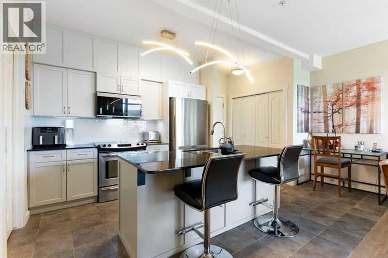 141 Mountain Street, Cochrane, Alberta, T4C1Z5, Cochrane, Alberta — photo 1 of 5