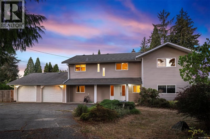 2275 Milford Road, Campbell River, British Columbia, V9W5H3, Campbell River, British Columbia — photo 1 of 5