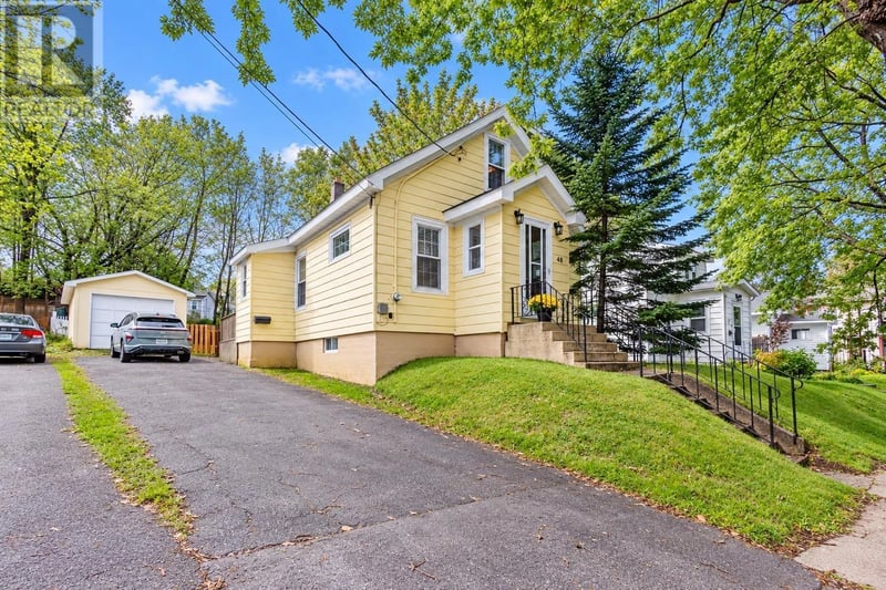 48 Champlain Avenue, Sydney, Nova Scotia, B1P2A9, Sydney, Nova Scotia — photo 1 of 5