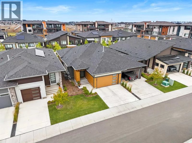 220 Marina Cove Southeast, Calgary, Alberta, T3M3P4, Calgary, Alberta — photo 1 of 5