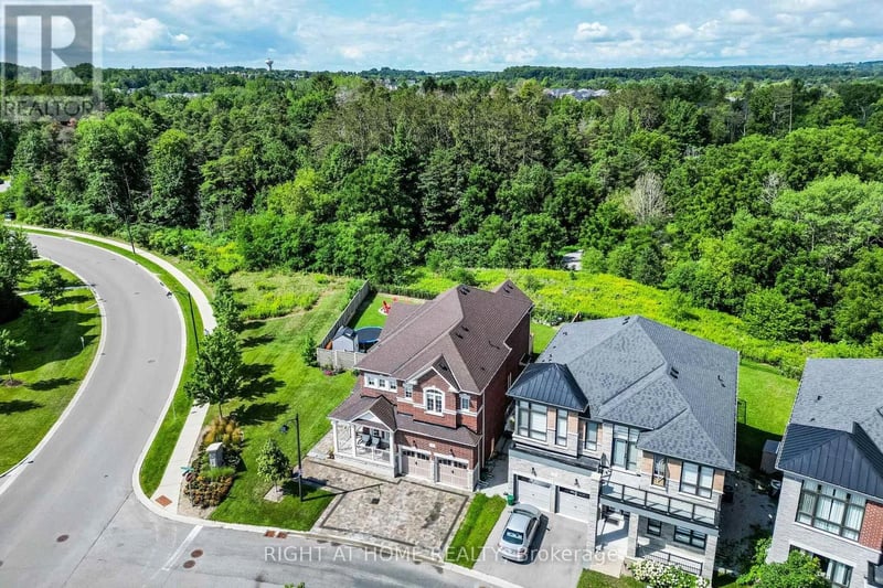 2 Cottonwood Hollow Court, Aurora (Aurora Estates), Ontario, L4G3L8, Aurora (Aurora Estates), Ontario — photo 1 of 5