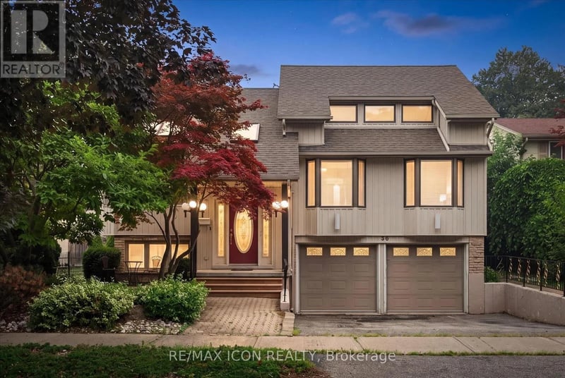 30 Shuh Avenue, Kitchener, Ontario, N2A2X9, Kitchener, Ontario — photo 1 of 5