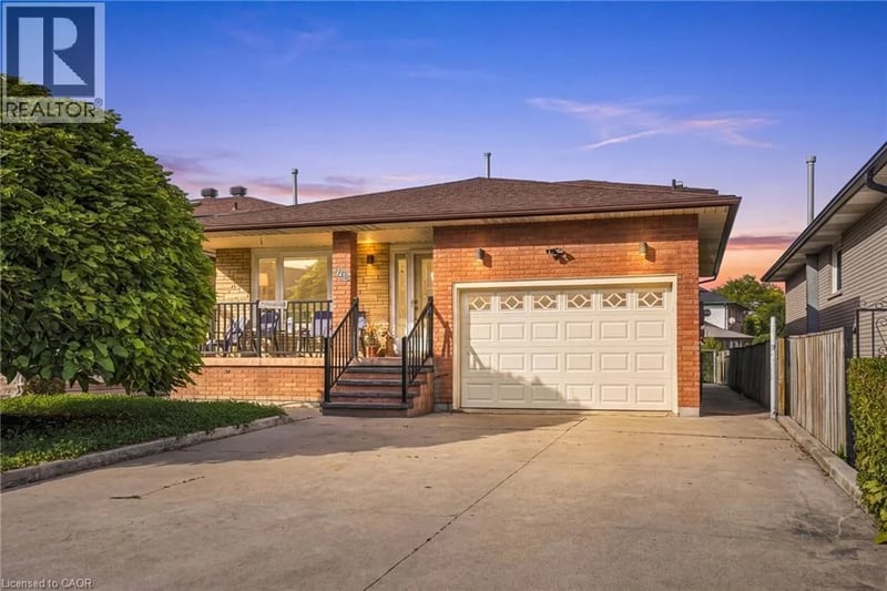 42 LASILA Court, Hamilton, Ontario, L9C7B6, Hamilton, Ontario — photo 1 of 5