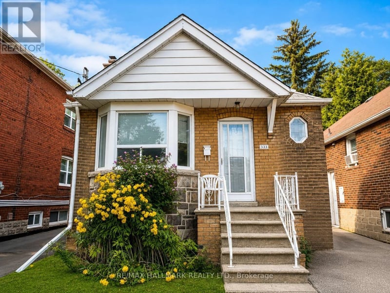 333 Vaughan Road, Toronto (Humewood-Cedarvale), Ontario, M6C2N5, Toronto (Humewood-Cedarvale), Ontario — photo 1 of 5