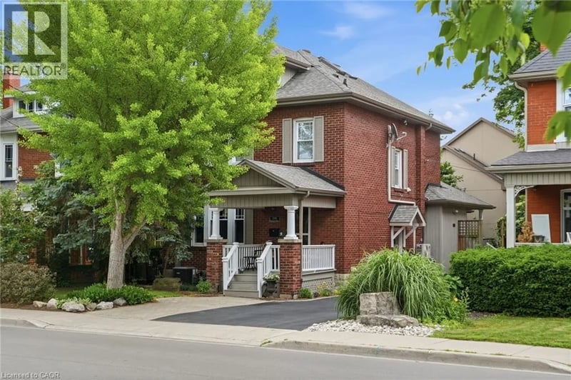 2116 CAROLINE Street, Burlington, Ontario, L7R1L8, Burlington, Ontario — photo 1 of 5