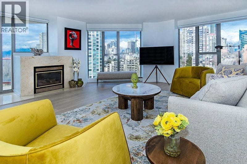 #1305 1000 BEACH Avenue, Vancouver, British Columbia, V6E4M2, Vancouver, British Columbia — photo 1 of 5