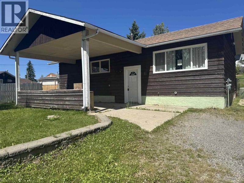 12 OSPIKA Crescent, Mackenzie, British Columbia, V0J2C0, Mackenzie, British Columbia — photo 1 of 2