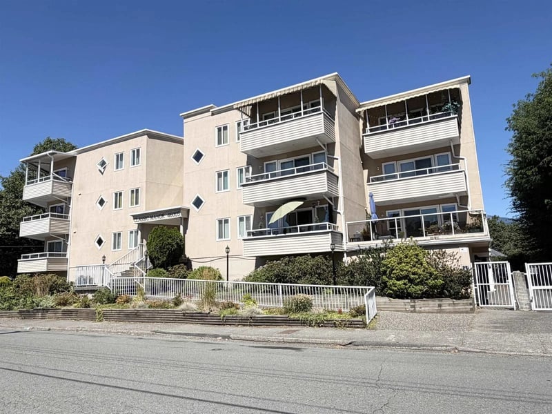 #302 46005 BOLE Avenue, Chilliwack, British Columbia, V2P7W7, Chilliwack, British Columbia — photo 1 of 5