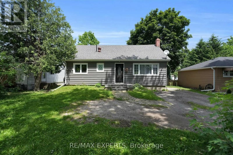 #Main 92 Tupper Street West, New Tecumseth (Alliston), Ontario, L9R1E4, New Tecumseth (Alliston), Ontario — photo 1 of 5
