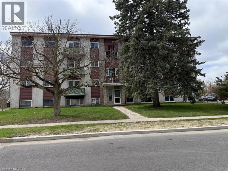 #1 449 HAZEL Street, Waterloo, Ontario, N2L3P7, Waterloo, Ontario — photo 1 of 5