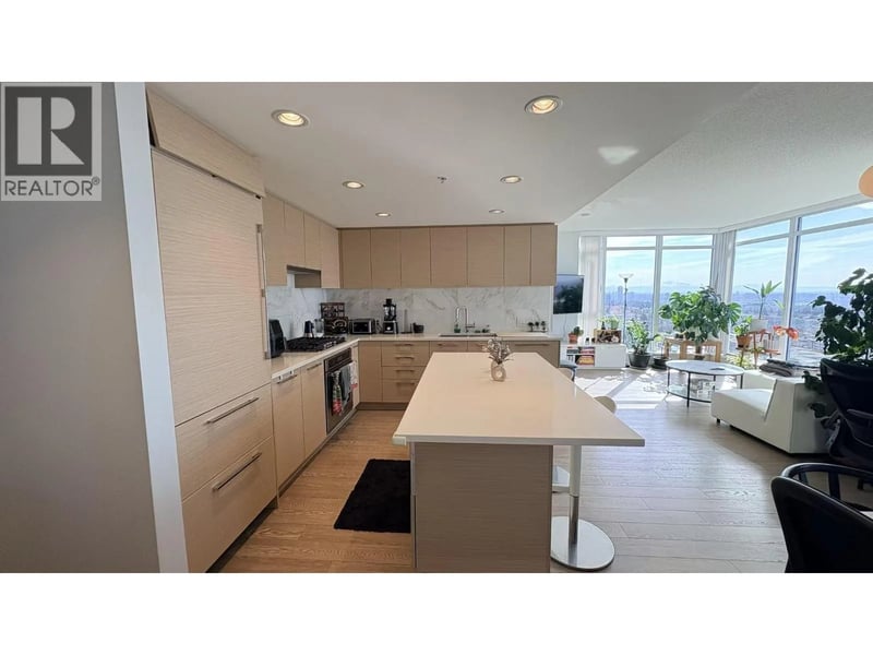 #2308 6700 DUNBLANE Avenue, Burnaby, British Columbia, V5H0J3, Burnaby, British Columbia — photo 1 of 5