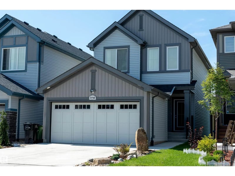 3732 214 ST NW, Edmonton, Alberta, T6M1S4, Edmonton, Alberta — photo 1 of 5