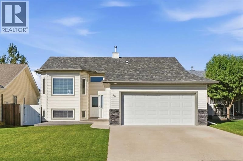 96 Hillview Drive, Strathmore, Alberta, T1P1S6, Strathmore, Alberta — photo 1 of 5