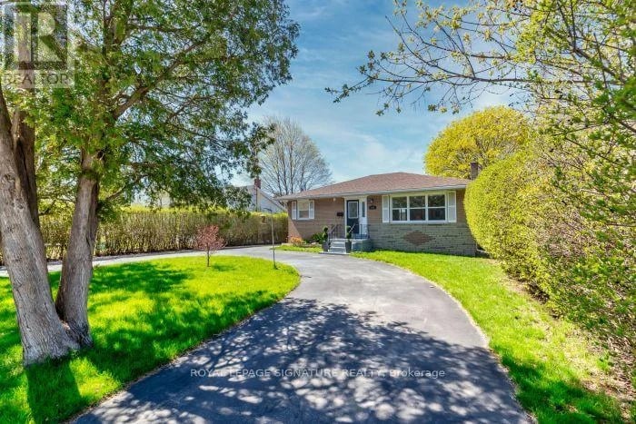 438 Third Line, Oakville (SW Southwest), Ontario, L6L4A5, Oakville (SW Southwest), Ontario — photo 1 of 5