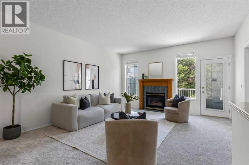 139 Hidden Valley Green Northwest, Calgary, Alberta, T3A5L8, Calgary, Alberta — photo 1 of 5