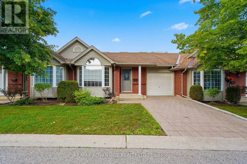 #18 122 Sherwood Forest Square, London North (North I), Ontario, N6G5G8, London North (North I), Ontario — photo 1 of 5