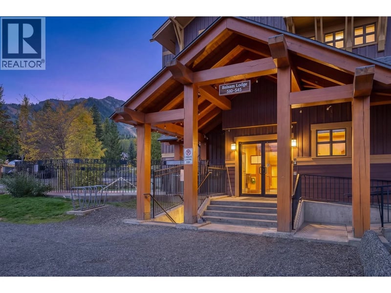 526B, 4559 TIMBERLINE Crescent, Fernie, British Columbia, V0B1M6, Fernie, British Columbia — photo 1 of 5