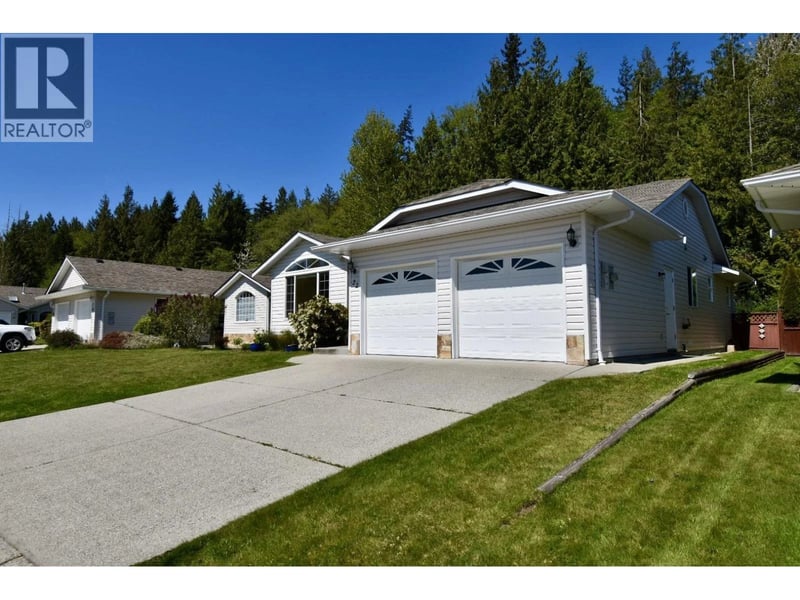 #22 535 SHAW Road, Gibsons, British Columbia, V0N1V8, Gibsons, British Columbia — photo 1 of 5