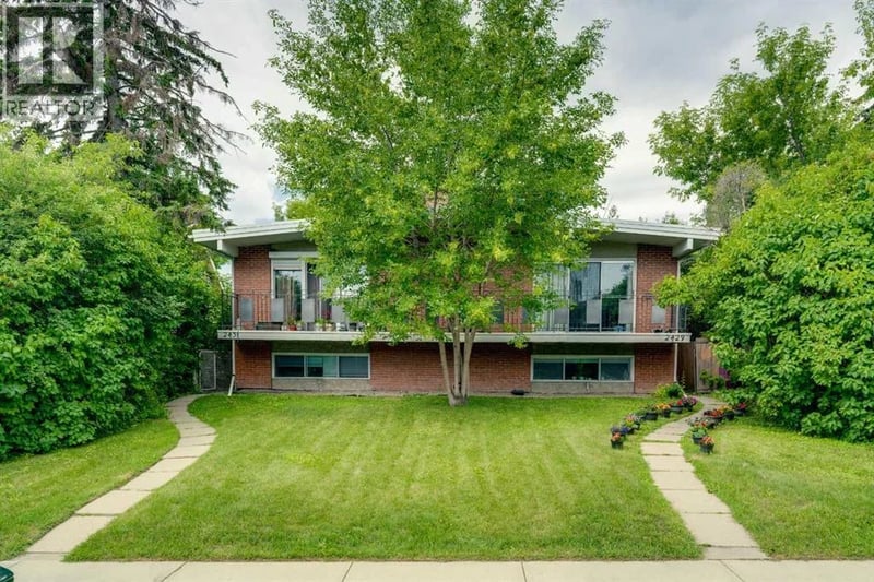 312429 26 Street Southwest, Calgary, Alberta, T3E2A6, Calgary, Alberta — photo 1 of 5