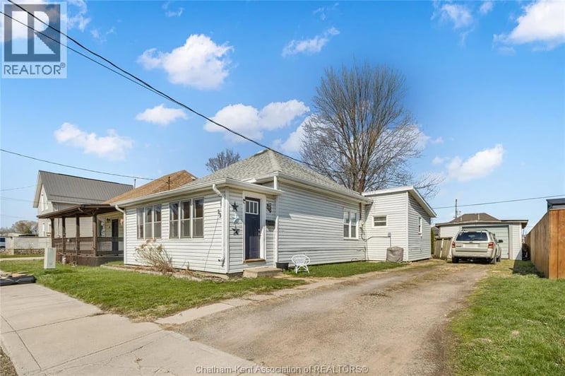 23 DEGGE Street, Chatham, Ontario, N7M4X3, Chatham, Ontario — photo 1 of 5