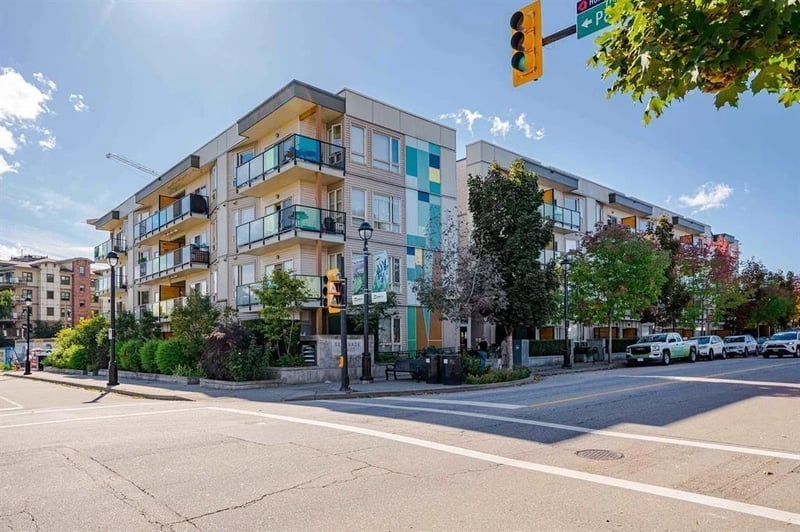 #302 20460 DOUGLAS Crescent, Langley, British Columbia, V3A0C6, Langley, British Columbia — photo 1 of 5