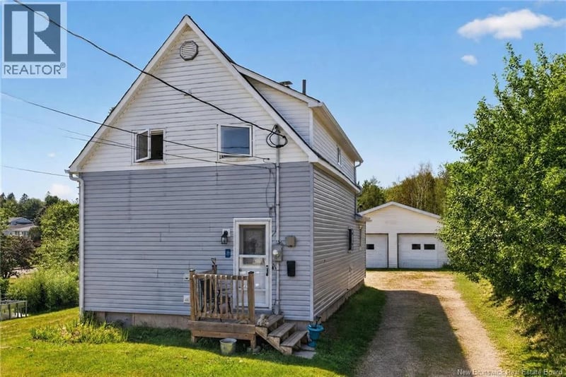 8 Kirk Street, Sackville, New Brunswick, E4L3E6, Sackville, New Brunswick — photo 1 of 5