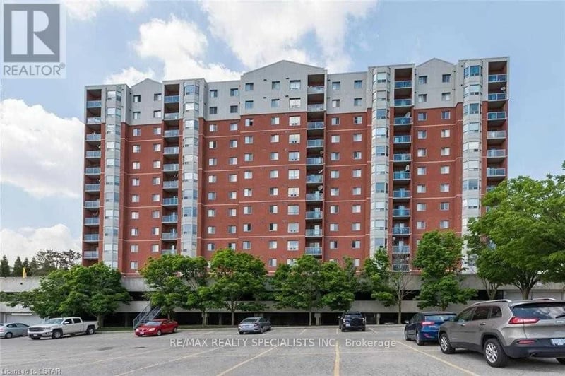#510 30 Chapman Court, London North (North I), Ontario, N6G4Y4, London North (North I), Ontario — photo 1 of 5