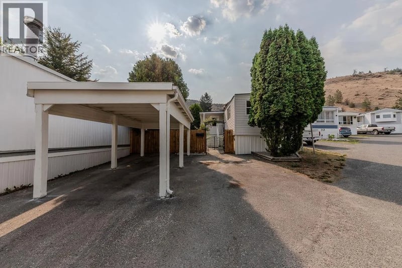 #38 1175 Rose Hill Road, Kamloops, British Columbia, V2E1G9, Kamloops, British Columbia — photo 1 of 5